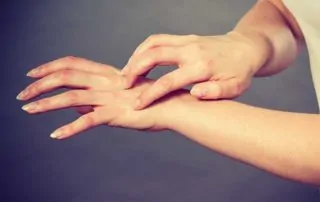 Три основни форми на дерматит на ръцете – лечение